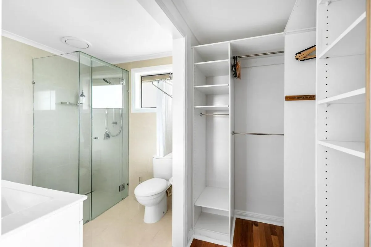 Luxe & Spacious Gem With Pool, Ocean Views, Snooker Table Alexandra Headland Australien