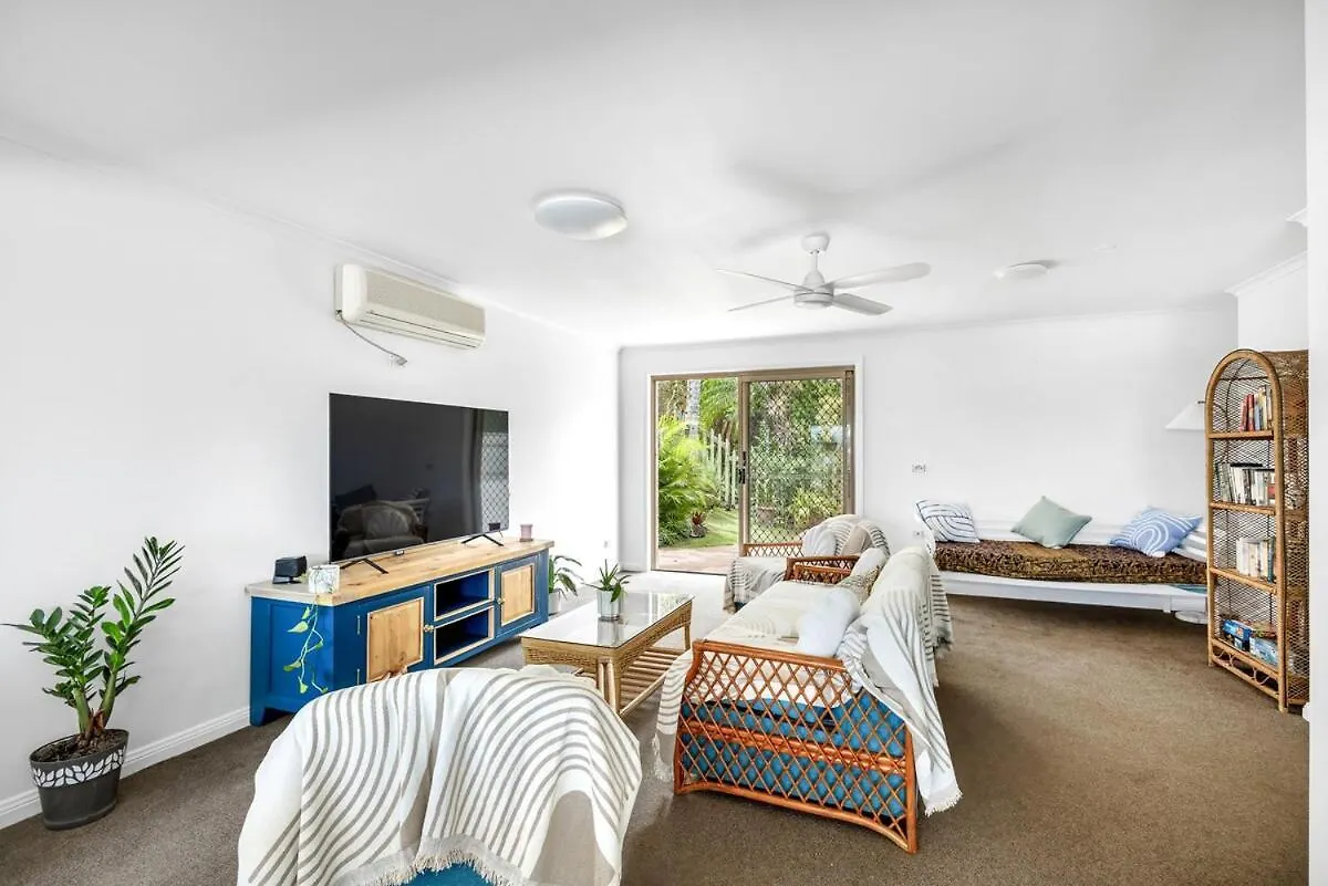 Semesterbostad Luxe & Spacious Gem With Pool, Ocean Views, Snooker Table Alexandra Headland Australien